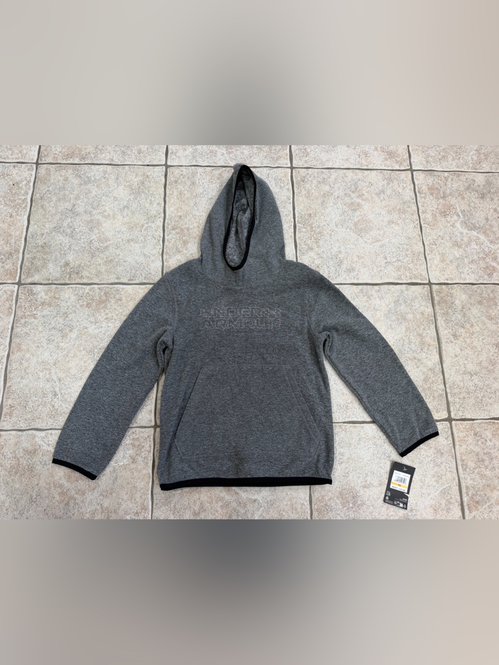 Boys Under Armour Gray Hooded Pullover Sweatshirt size youth small